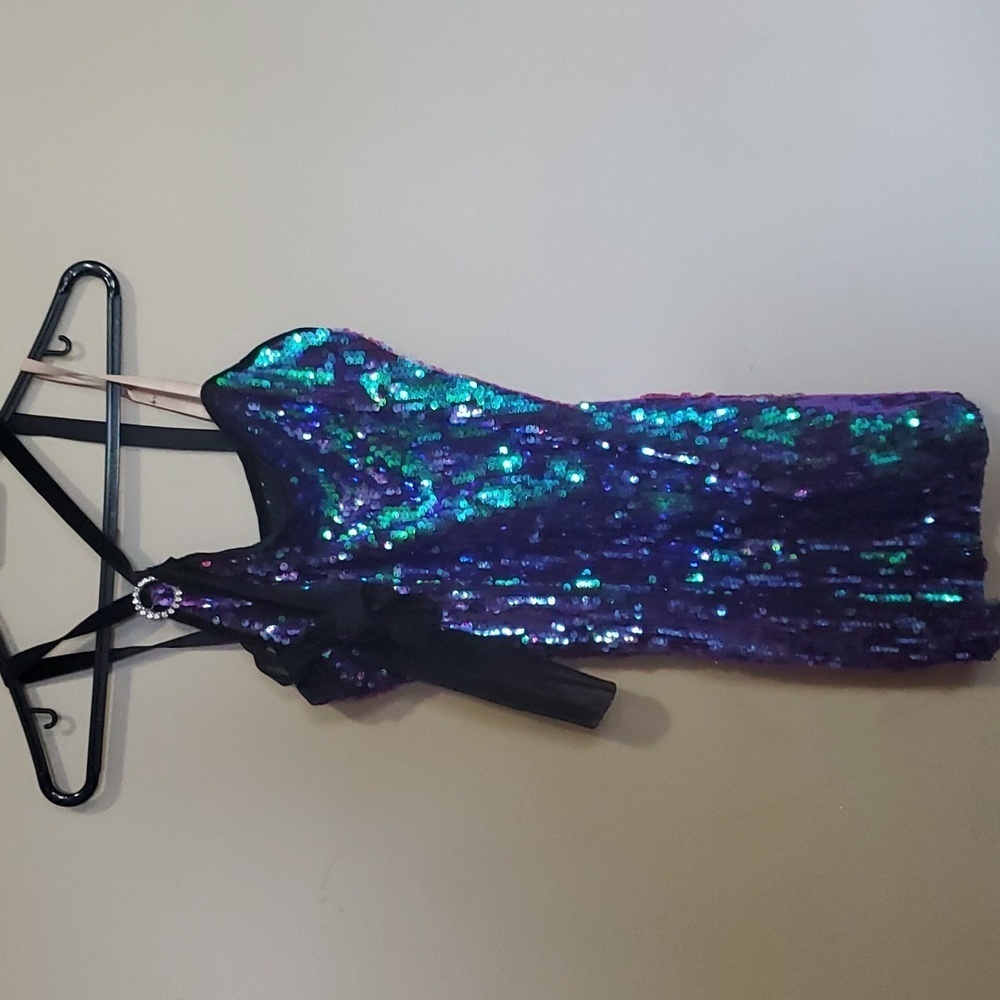 Artstone sequins mini dress size medium
